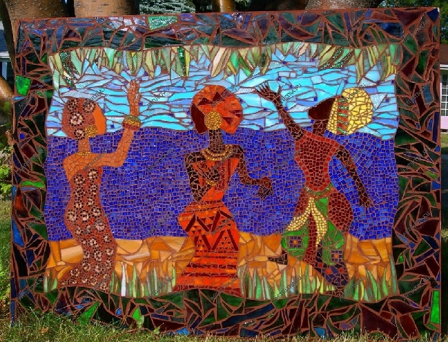 Картины с мозаикой весьма необычны по своему внешнему виду и технологии производства