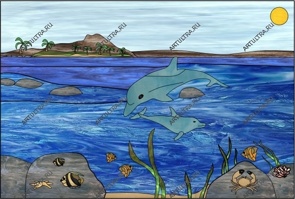 Витражи Тиффани могут быть выполнены в стиле детских иллюстраций и мультфильмов