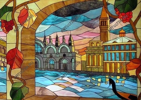 Стоимость витража на заказ рассчитывается с учетом комплекса его особенностей