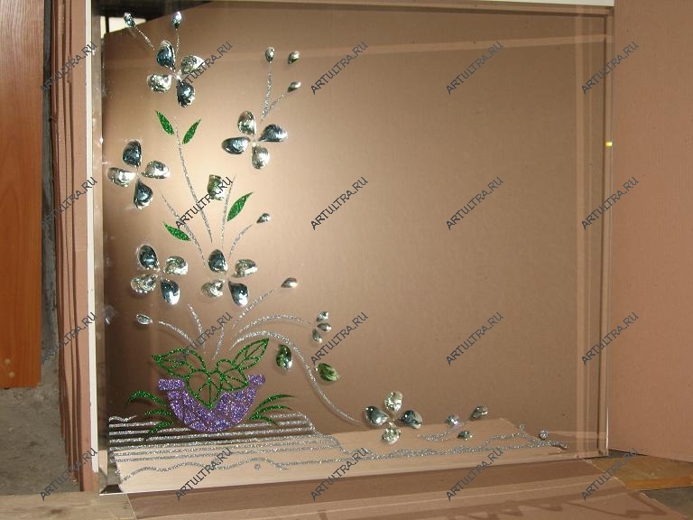 Подготовка витража для кухни со стразами