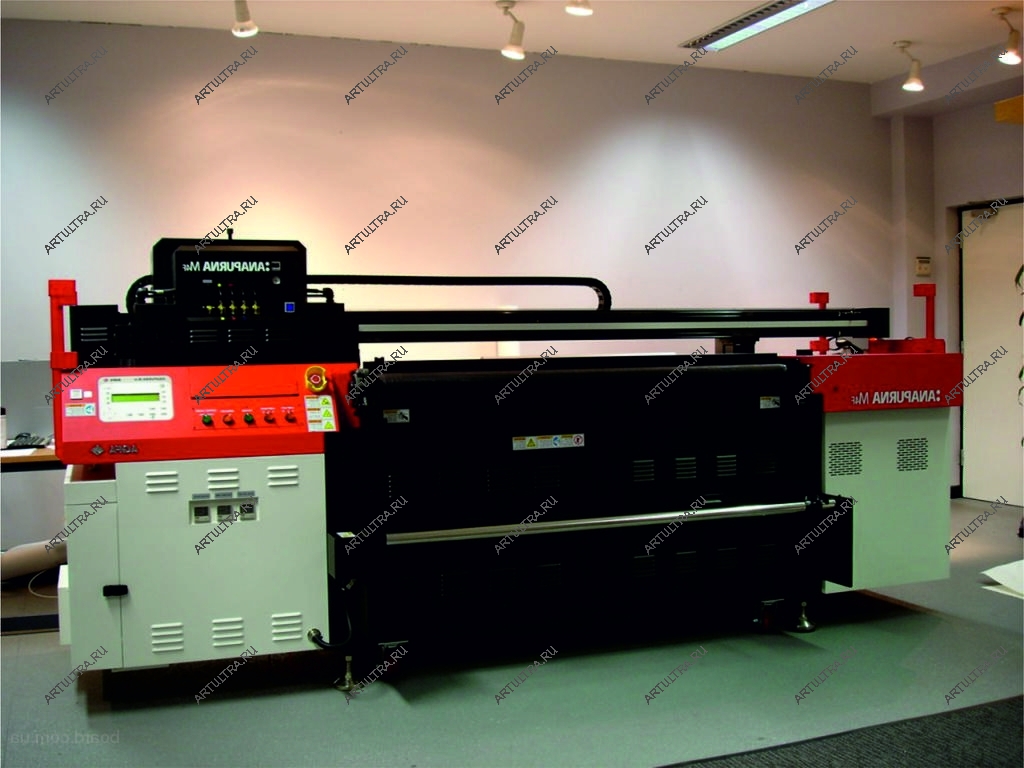 Технология печати на зеркале базируется на применении специального плоттера